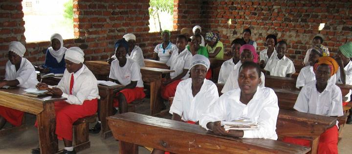 08 Uganda.jpg - 30 January 2010 Ugand: Students at the Maharishi Invincibility School, a secondary school for girls, have been enjoying Consciousness-Based Education for a year, and the school will be expanding to accommodate more students.
